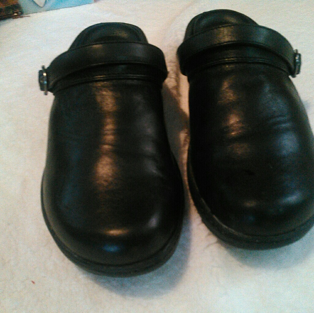 Dansco professional clogs